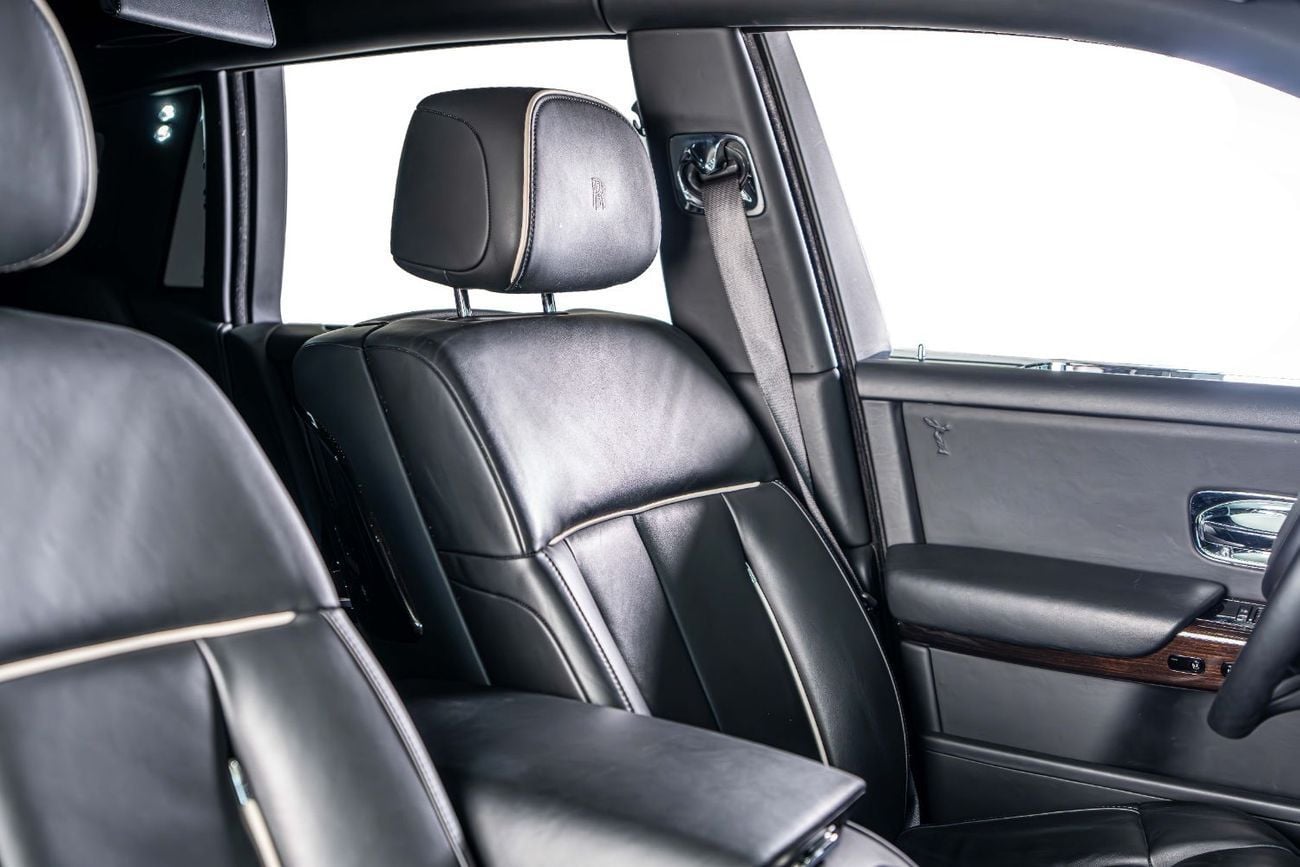 Rolls-Royce Phantom Std 6.8L Diamond Grey Exterior Color-24 Inch Chrome Rims-Star Light System