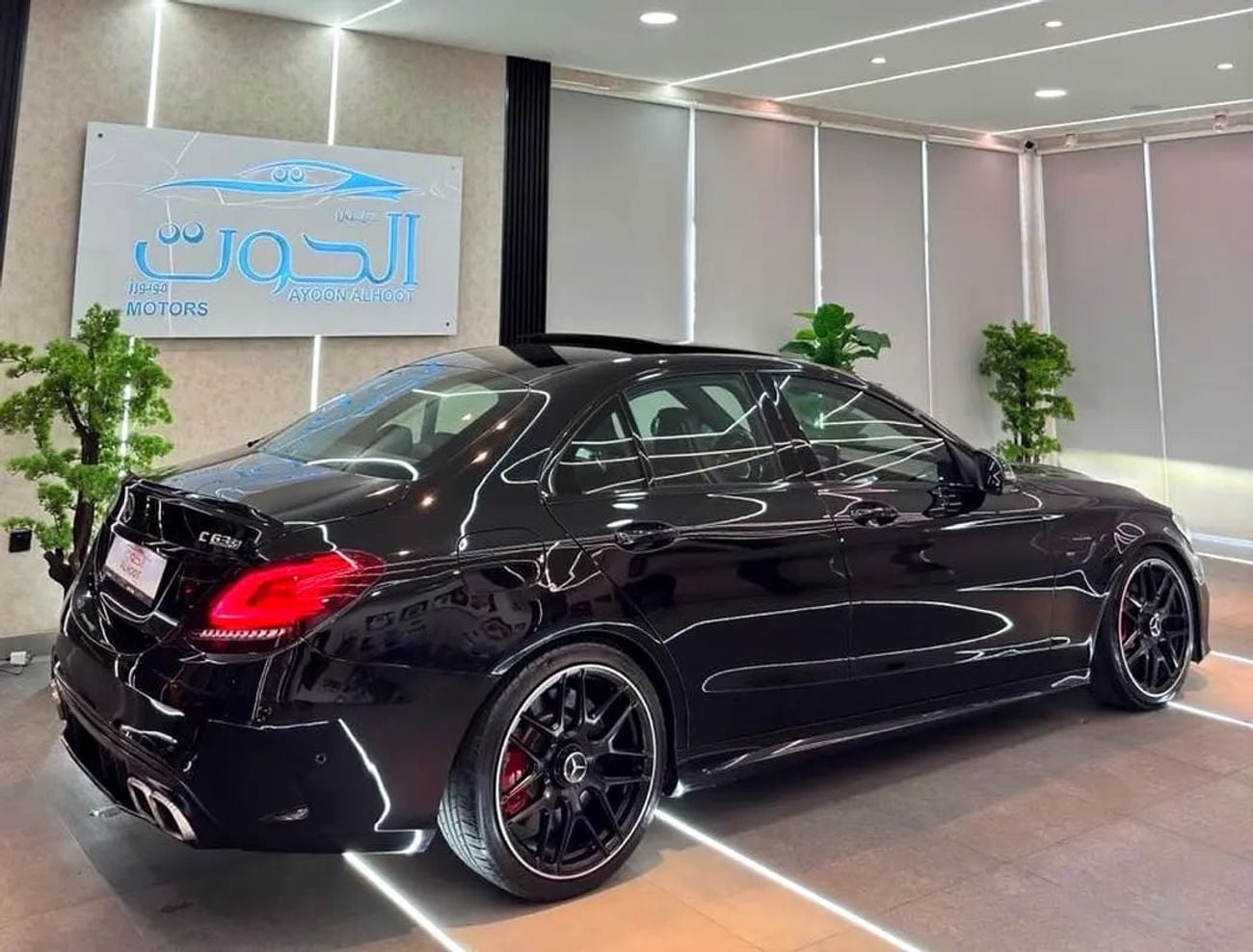مرسيدس بنز C 63 S ELITE AMG SPECIAL MERCEDES C63S V8 || GCC || TOP OPTIONS || FORGED CARBON FIBER || RADAR LANE ASSIST