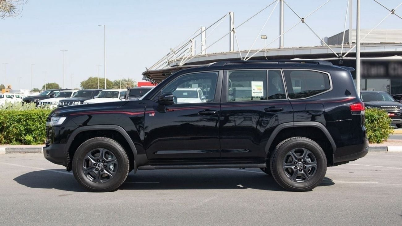 تويوتا لاند كروزر Land cruiser GR sport 3.5L petrol twin turbo 2023