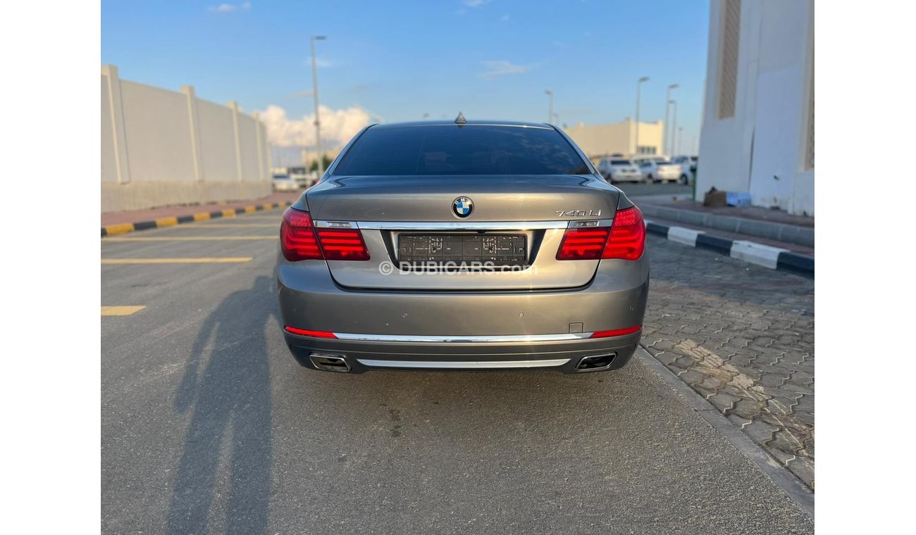 BMW 740Li BMW 740 MODEL 2013 GCC SPACE