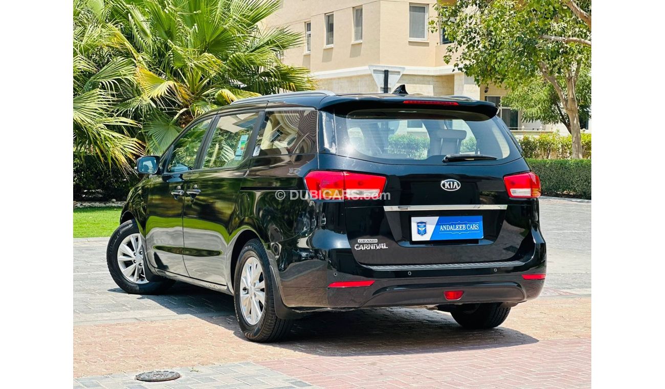 Kia Carnival 1000 PM || GRAND CARNIVAL 3.3 V6 LX || GCC || 0% DP || WELL MAINTAINED