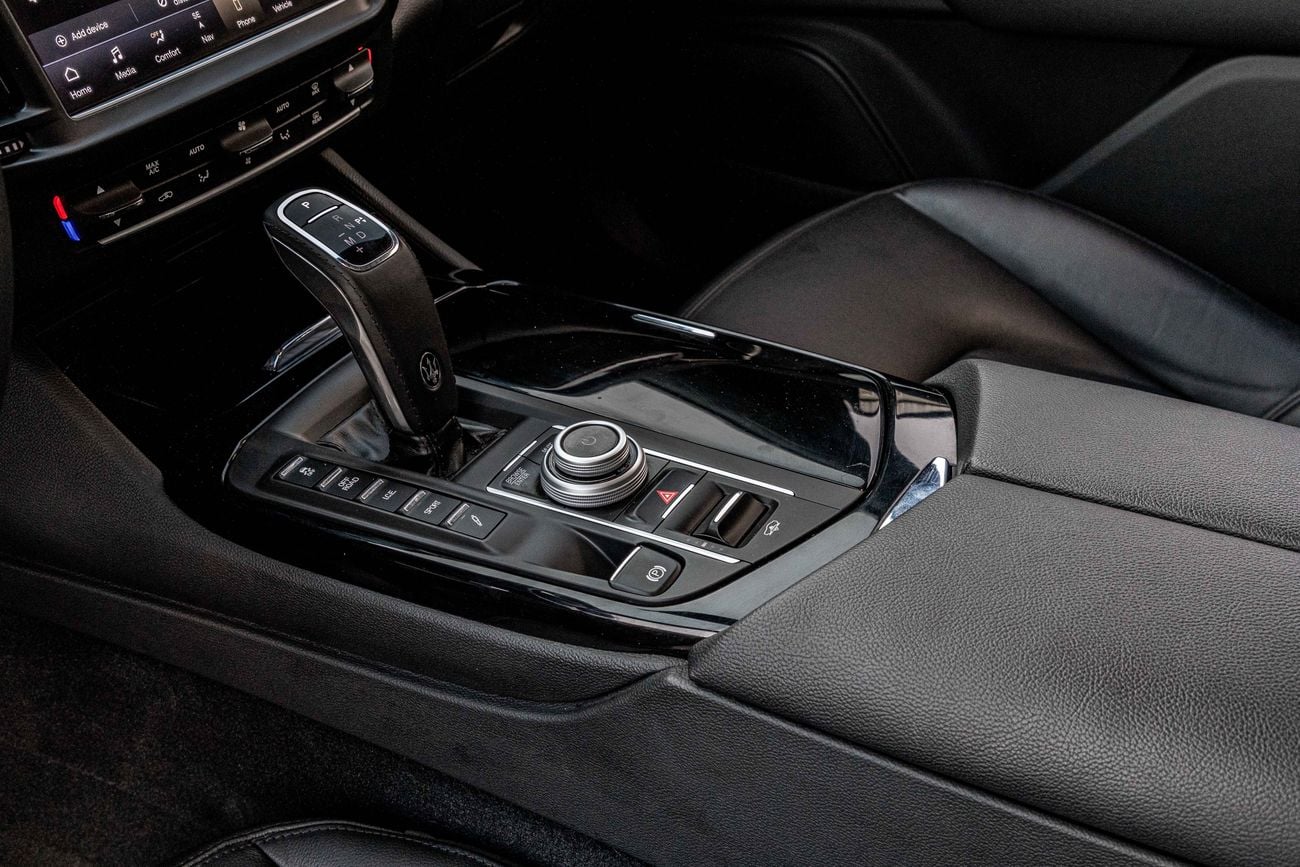 مازيراتي ليفونت Levante GT Hybrid | 3,134 P.M | 0% Downpayment | Under Warranty | Maserati Service History (Al Tayer