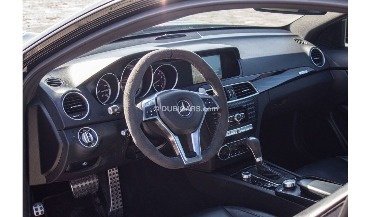 Mercedes-Benz C 63 Coupe