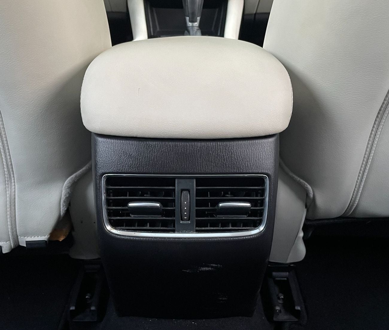 Mazda 6 LUXE ACCIDENTS FREE - GCC - FULL OPTION - ENGINE 2500 CC - PERFECT CONDITION INSIDE OUT