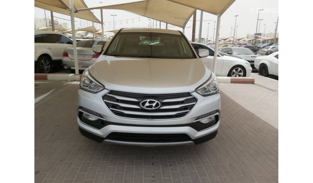 Hyundai Santa Fe GLS GLS 2018 Hyundai Santa-FE, Sports Edition, Clean car, Metallic Silver Color