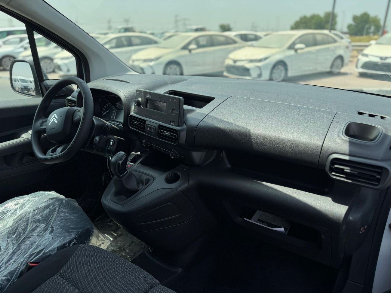 Citroen Berlingo CITROEN BERLINGO 2024 GCC 1.6L DIESEL