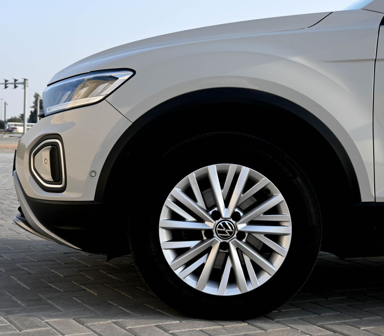 فولكس واجن T ROC Life 1.4L