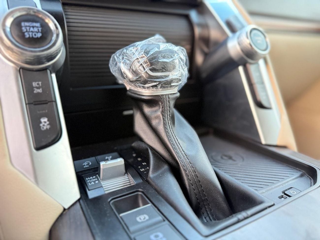 Toyota Land Cruiser GXR 4.6L