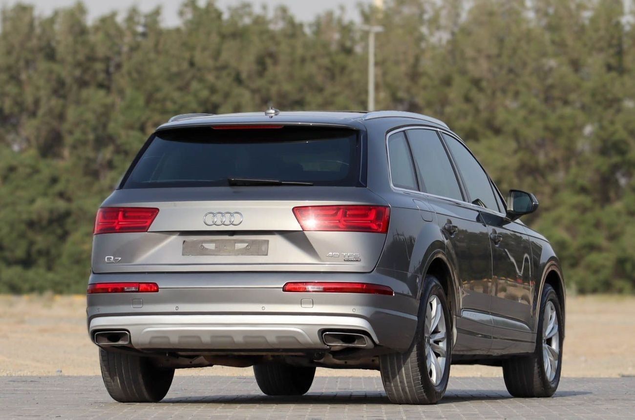 أودي Q7 40 TFSI quattro 2.0L Audi Q7 40 TFSI quattro 2017 V4 , GCC, accident-free, in excellent condition
