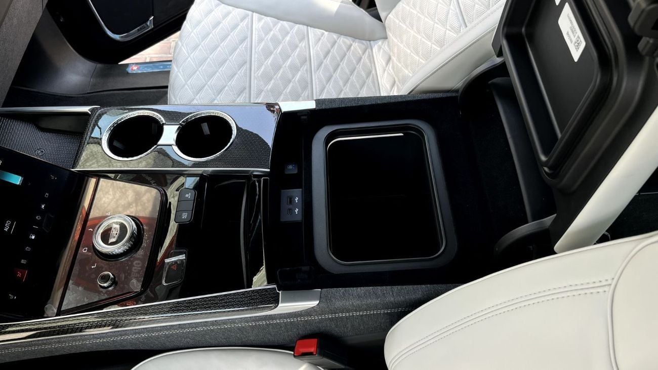 Cadillac Escalade Escalade-V 6.2L Cadillac Escalade V-Series - 2025 (Export)