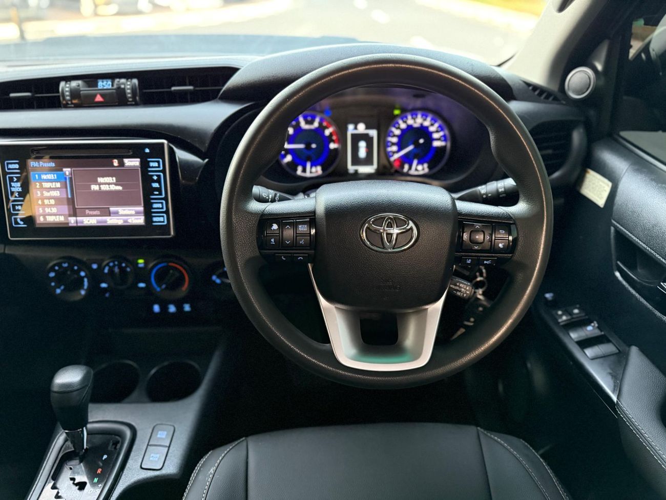 Toyota Hilux 2019 | 2.8L DIESEL | AT | RHD | BULL BAR | SPORTS BAR