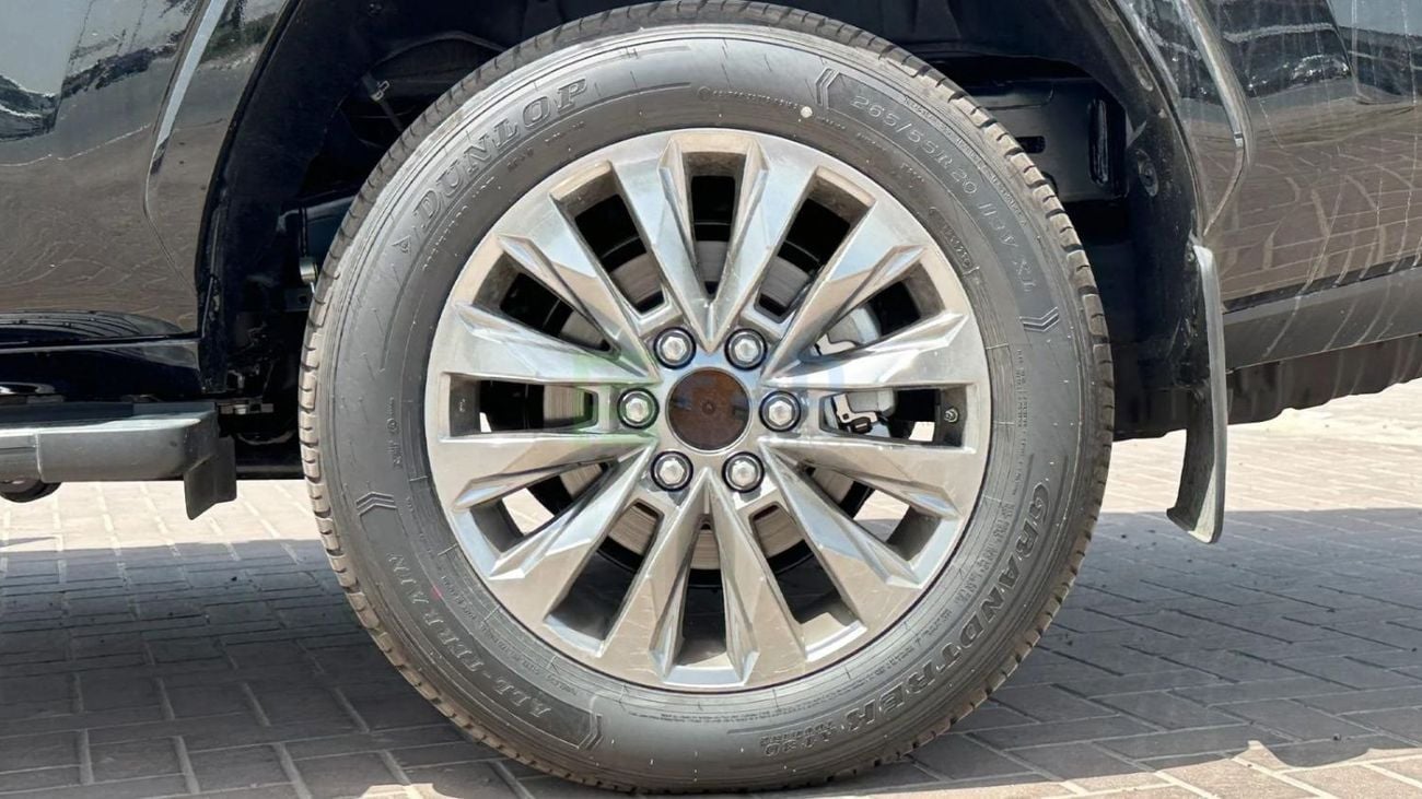 تويوتا لاند كروزر Toyota LC300 3.3L VX TURBO 10 AT MY-2024