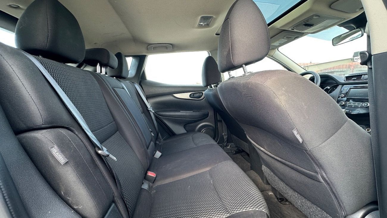 Nissan Rogue Sport S (AWD) Full