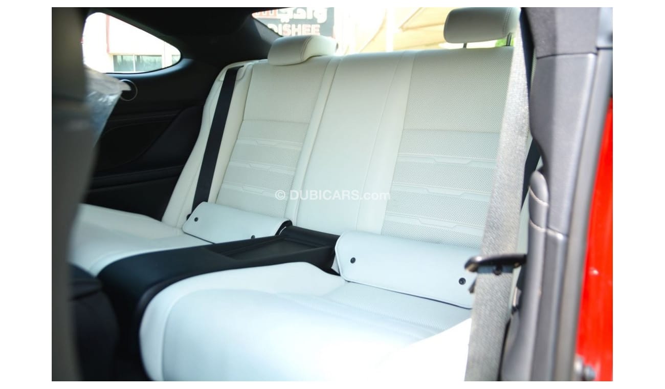 لكزس RC 350 F سبورت