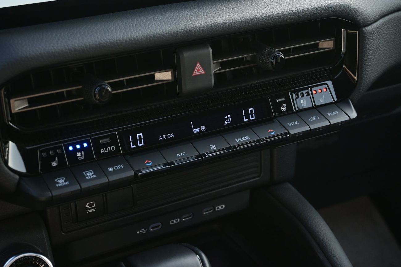 Toyota Prado Toyota Land Cruiser Prado First Edition, i-FORCE MAX 2.4L Turbo L4 Hybrid