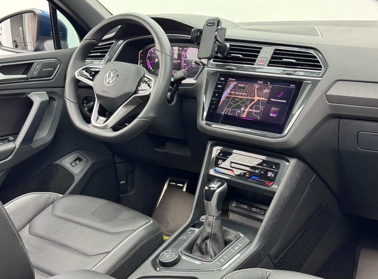 Volkswagen Tiguan R-Line 2.0L 2024 Volkswagen Tiguan R-Line, 2027 VW Warranty + Service Contract, Full VW Service Hist