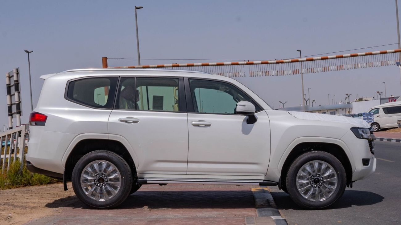 New 2026 Toyota Land Cruiser 300 GXR 4 0L AT Petrol 4WD White Beige 