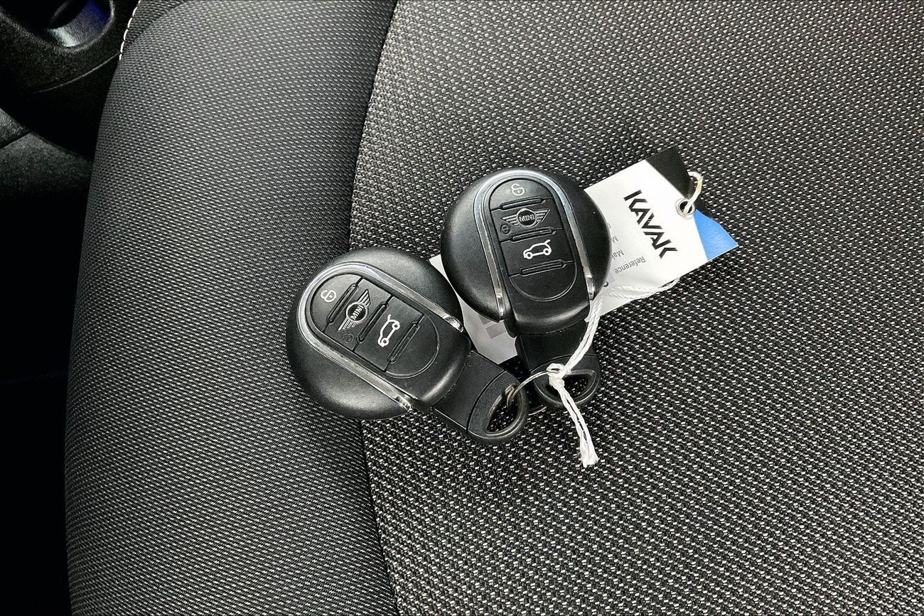 ميتسوبيشي مونتيرو GLS Premium | عرض العيد الحصري | خالية من أضرار الفيضانات