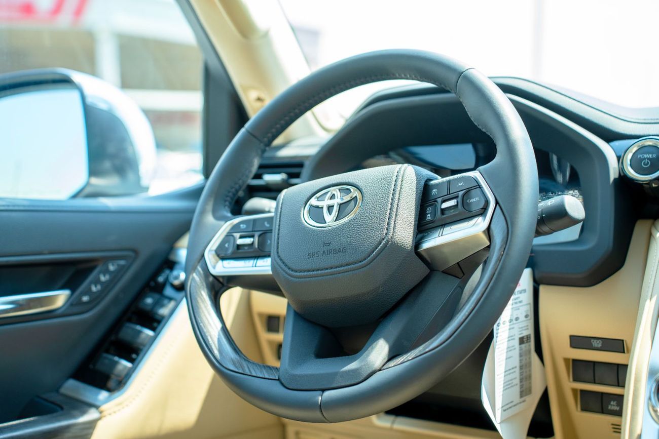 تويوتا لاند كروزر تويوتا لاند كروزر VXR 2025 هجين 3.5 لتر