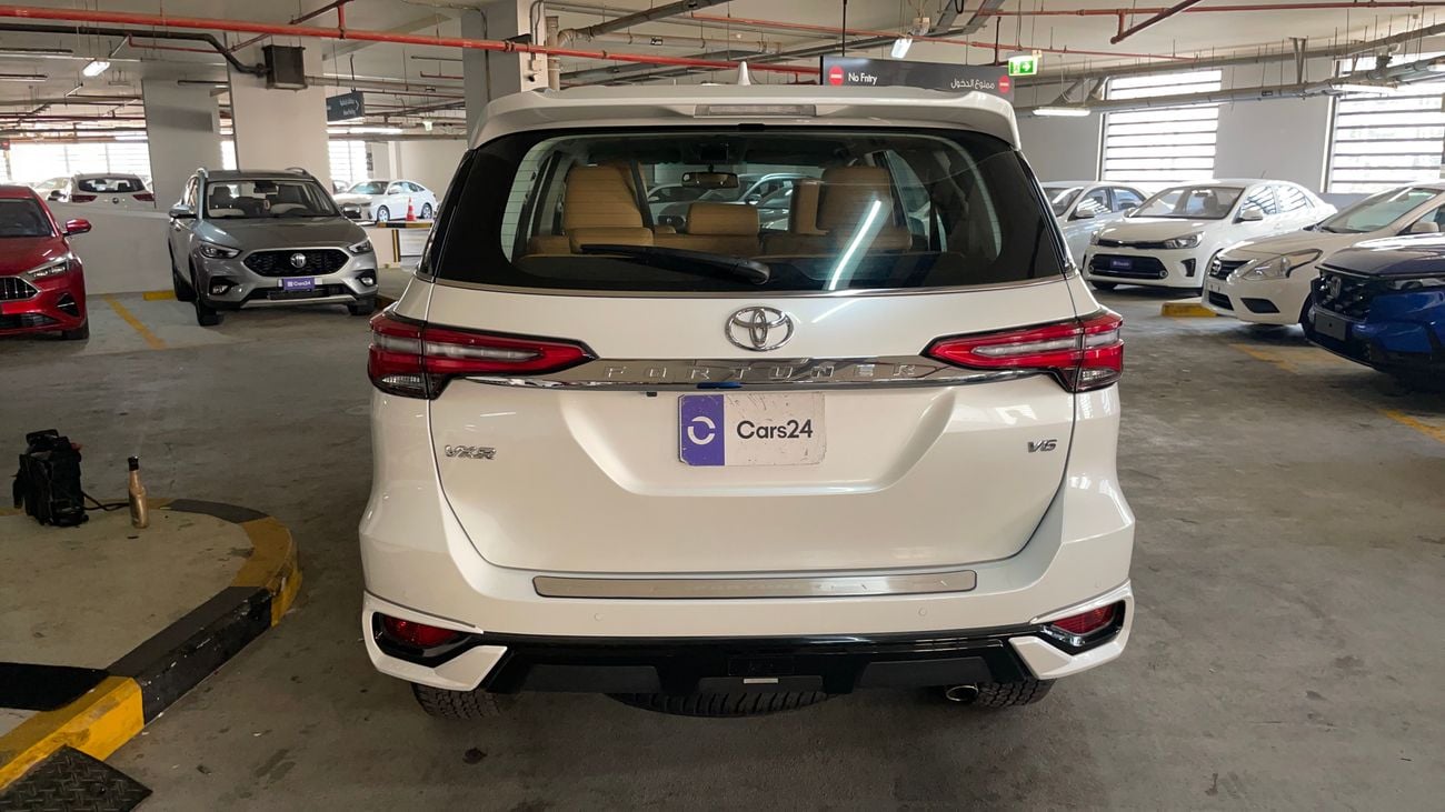 تويوتا فورتونر 2025 VXR | AED 2249/Month | 0 DP | 30 Day Return | Warranty | Service History