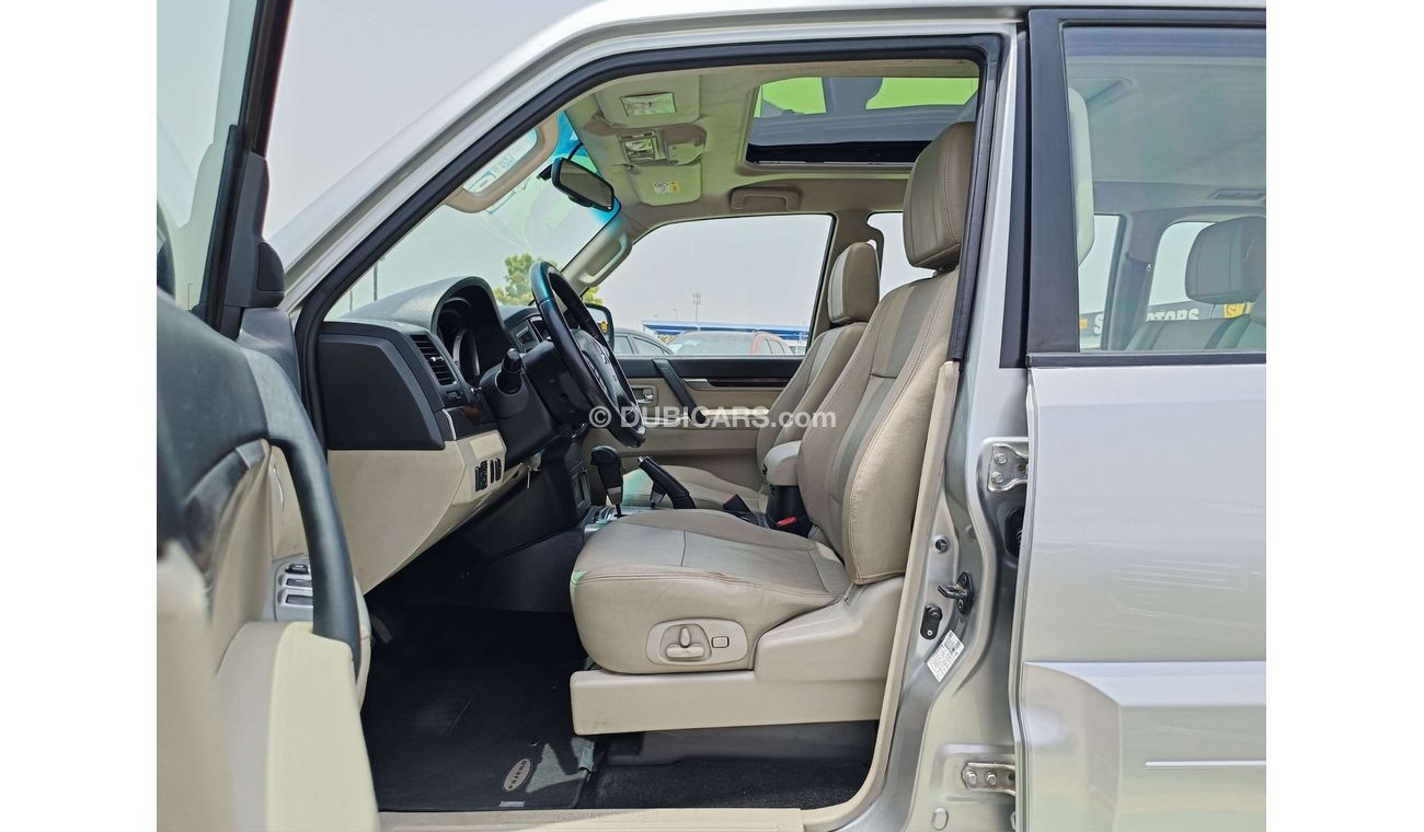 Mitsubishi Pajero // 889 AED Monthly //  SUNROOF / ELECTRIC / LEATHER SEAT LOT / FOP (LOT # 16132)