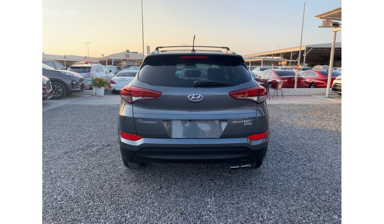 Hyundai Tucson 1600cc