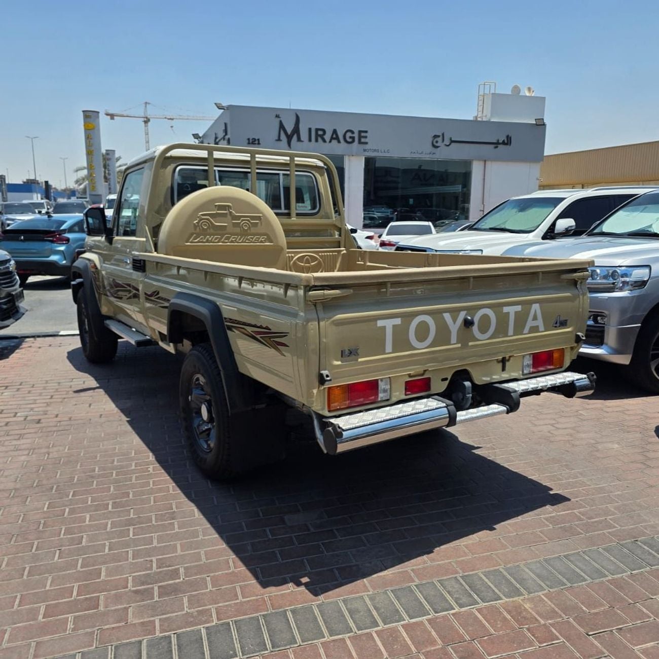 تويوتا لاند كروزر بيك آب 2.8 DIESEL MANUAL TRANSMISSION SINGLE CABIN