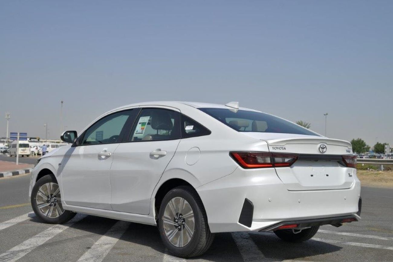 Toyota Yaris Y+ 1.3L