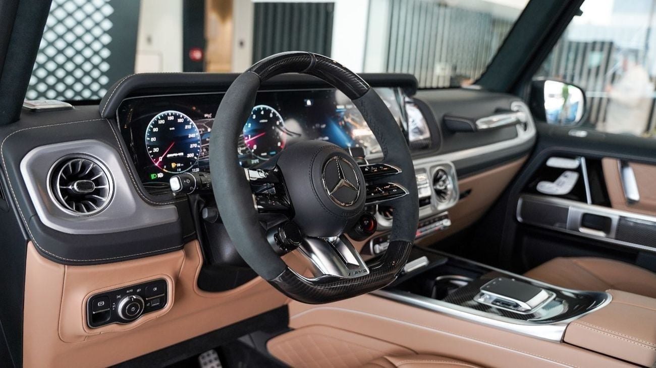 Mercedes-Benz G 63 AMG 4MATIC SUV GCC 2025 Fully Original Carbon Perfomance Package 5 Year Gargash Auto Warranty