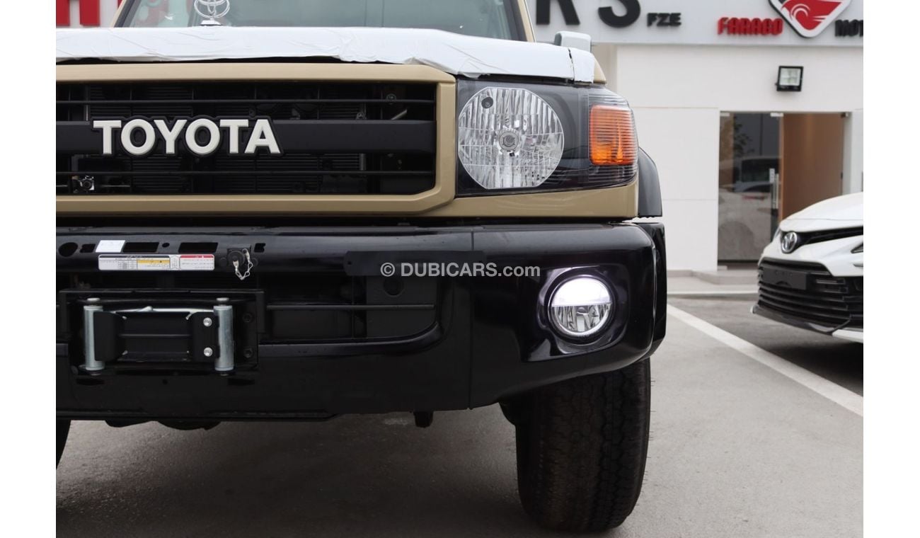 Toyota Land Cruiser 70 2023 LAND CRUISER GRJ 71 4.0 V6 70TH ANNIVERSARY