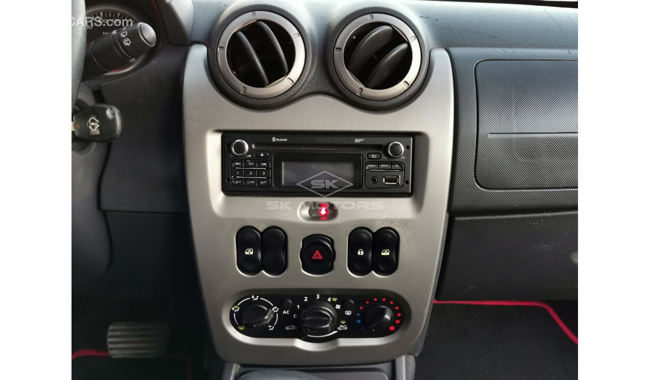 Renault Duster 1.6L Petrol, Alloy Rims, CD Player, Fabric Seats, A/C (LOT # 6156)