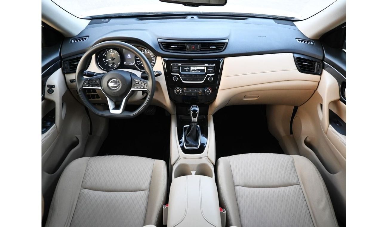 Nissan XTrail Nissan X-Trail 2018 GCC in excellent condition, inside and out