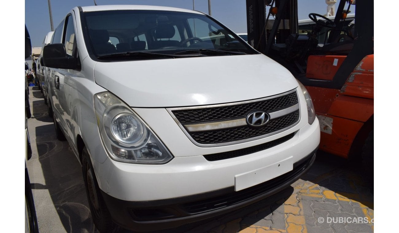 هيونداي H-1 Hyundai H1 bus 9 seater,Model:2012