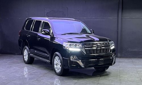 Toyota Land Cruiser GXR Toyota Land Cruiser 2018 VXR full options RHD