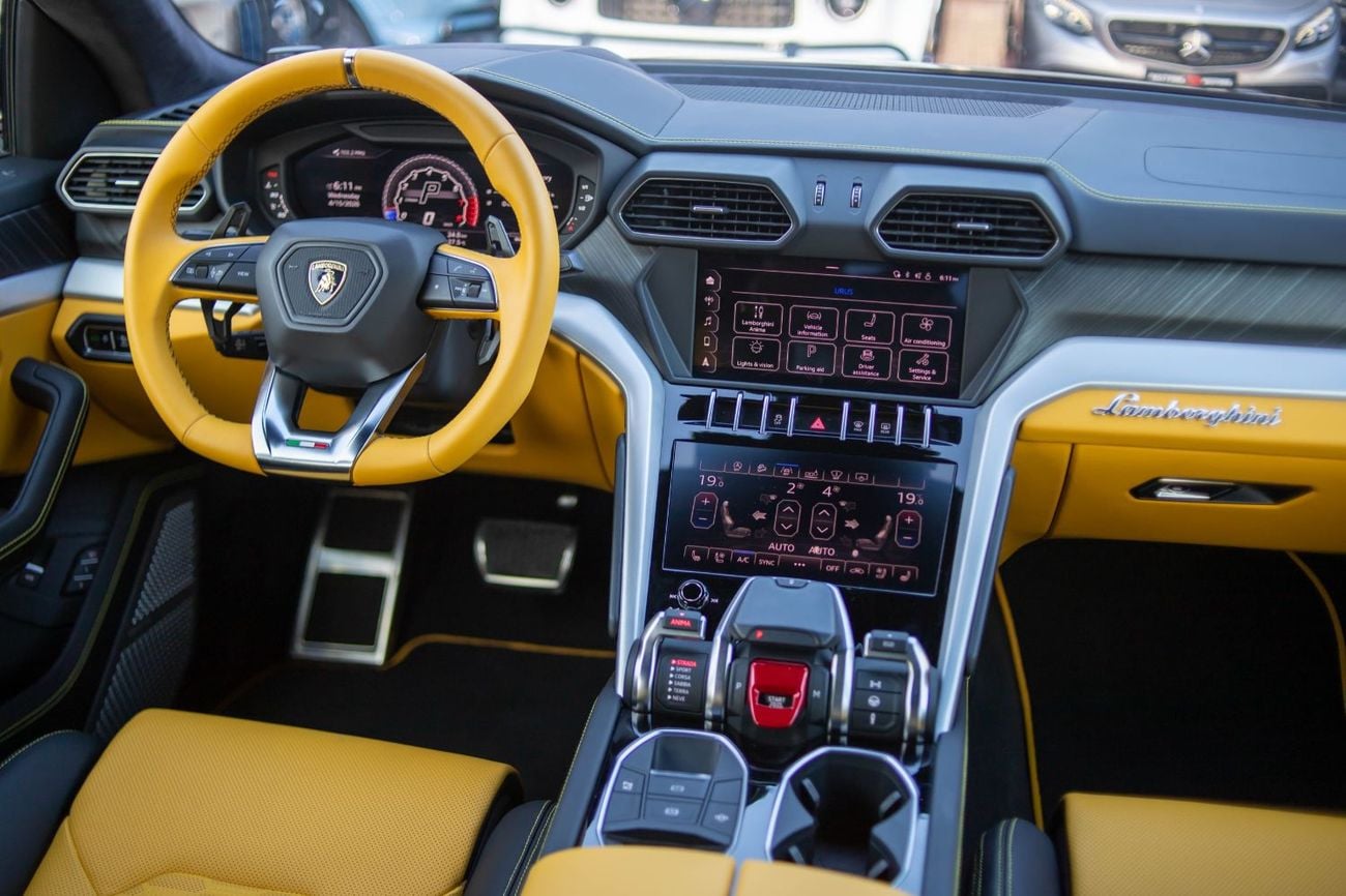 Lamborghini Urus STD 4.0T V8