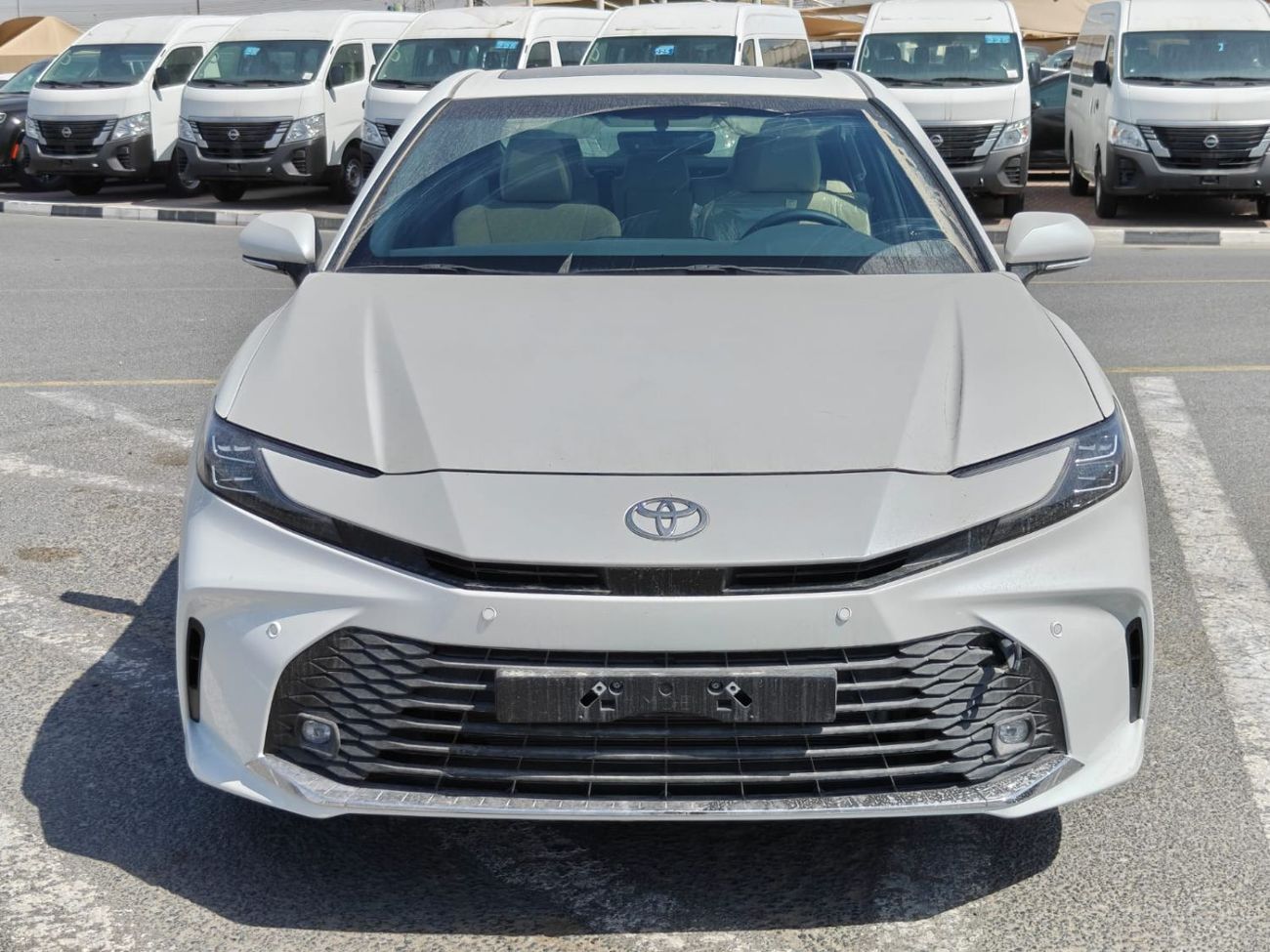 Toyota Camry Toyota Camry LE 2.5L petrol automatic GCC spec FWD