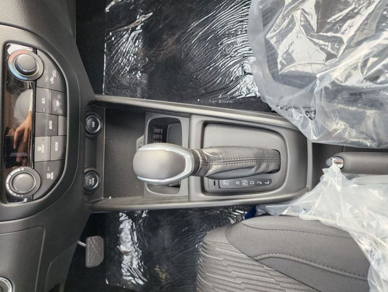 Suzuki Ertiga Suzuki ERTIGA 1.5L Petrol, SUV, FWD, 5Doors Color Silver Model 2024