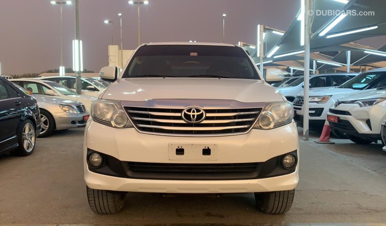 Toyota Fortuner Toyota Fortuner 2014 EXR V4 Ref# 492