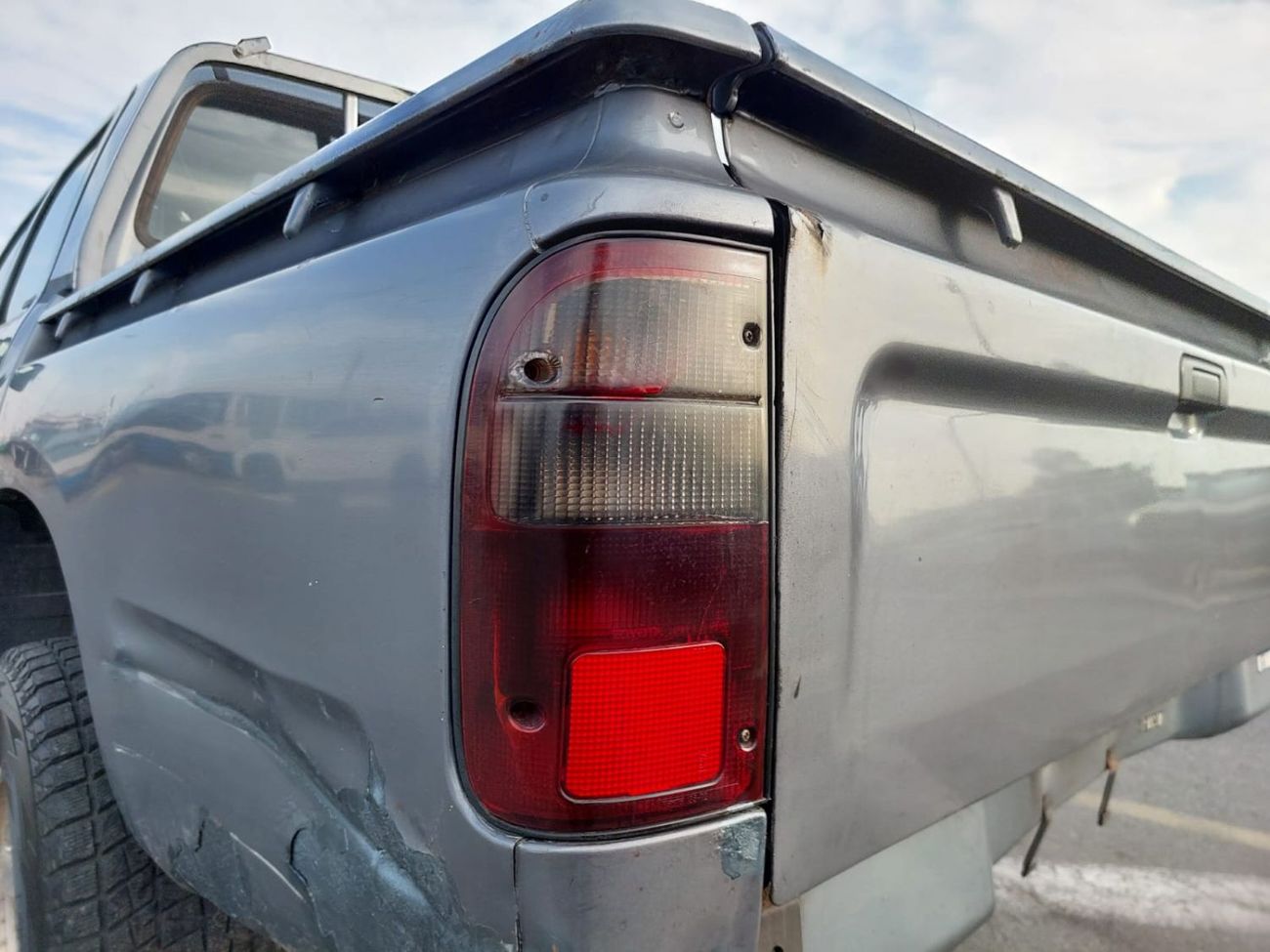 تويوتا هيلوكس (RAMADAN OFFER) TOYOTA HILUX PICKUP RHD 1999 MODEL 3.0 L DIESEL MANUAL(PM18236)