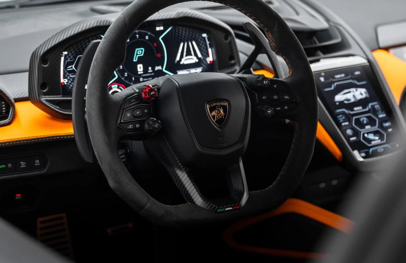 لامبورغيني ريفويلتو 6.5L V12 Naturally Aspirated Engine + eMotor | Warranty