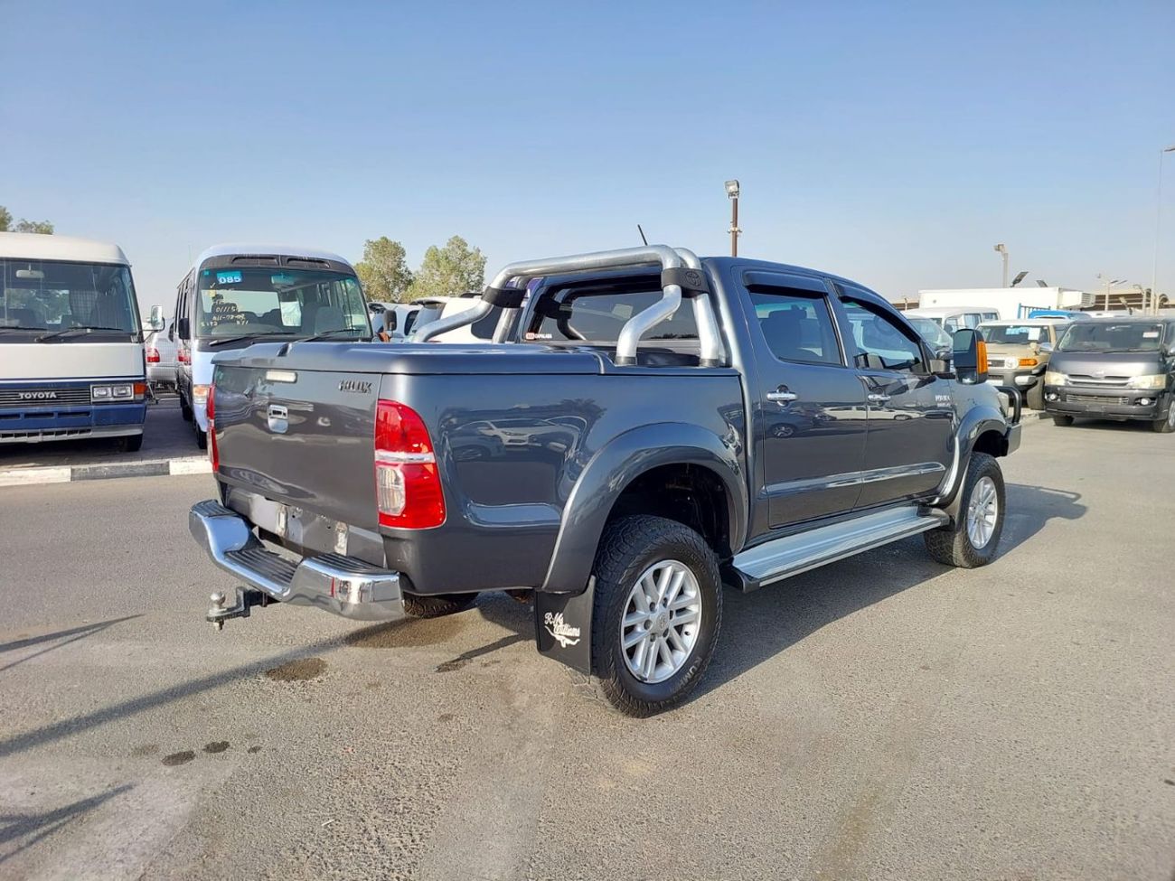 Toyota Hilux TOYOTA HILUX VIGO PICK UP RHD 2014 MODEL 3.0 L DIESEL AUTOMATIC(PM39654)