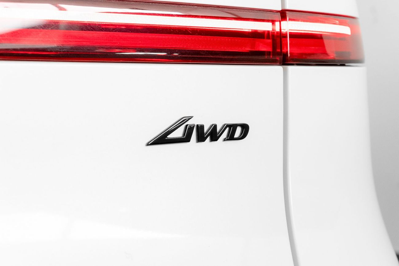 جينيسس GV70 2.5T Premium