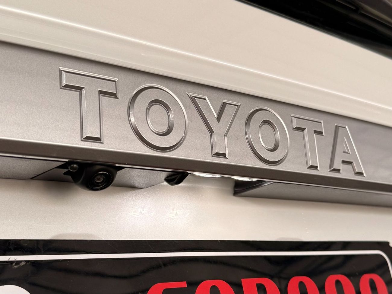 Toyota Prado 2.4 TURBO SUNROOF BLACK INTERIOR  **EXPORT ONLY**التصدير فقط خارج الخليج**