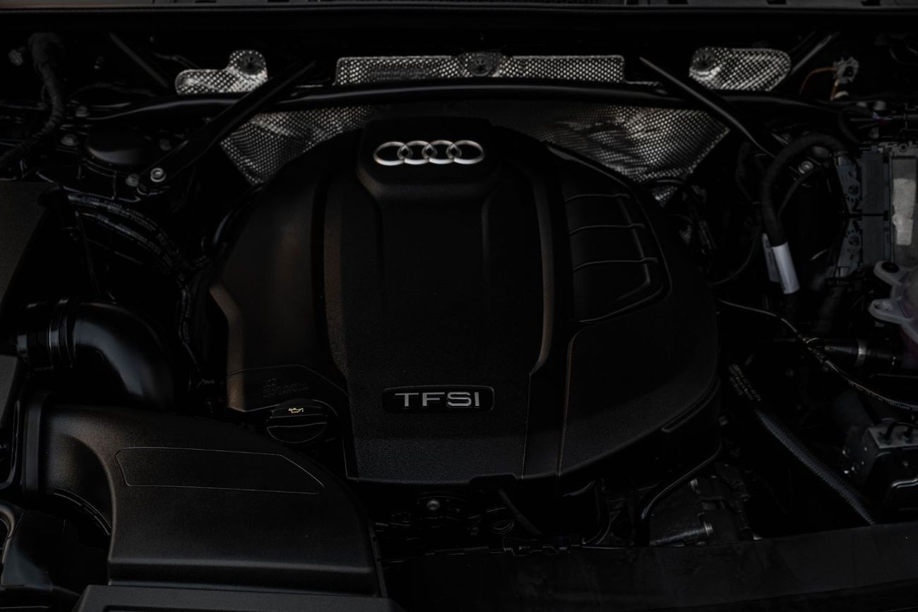 أودي Q5 S-Line | 4,700 P.M  | 0% Downpayment | Agency Warranty & Service!