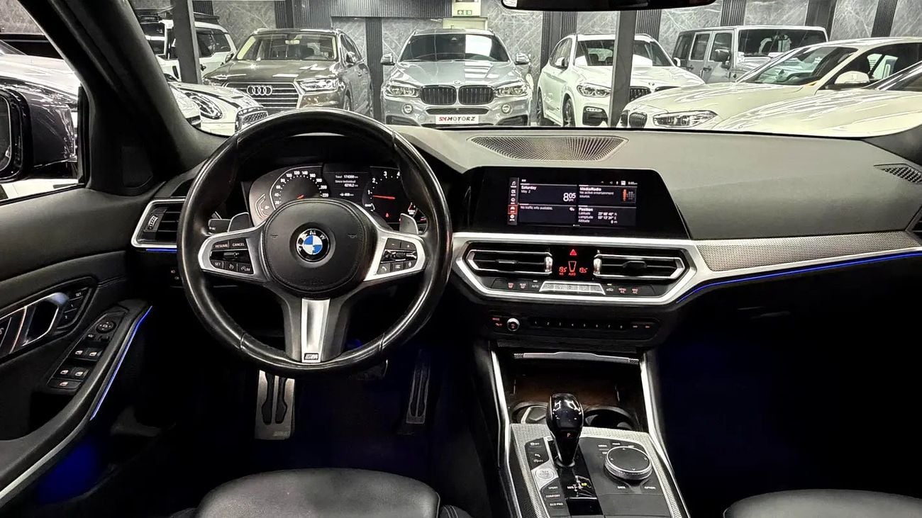 BMW 330i Exclusive 2.0L (255 HP)