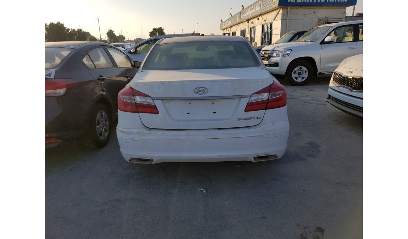 Hyundai Genesis 3.3