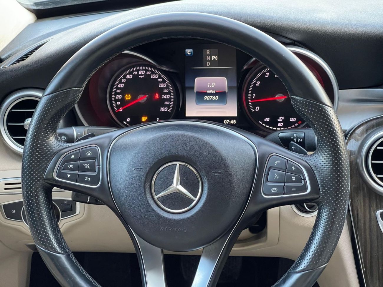 Mercedes Benz C300 AMG Pack 2.0L 2.0L V4 / C63 ///AMG KIT / IN PERFECT CONDITION / LOW MILEAGE