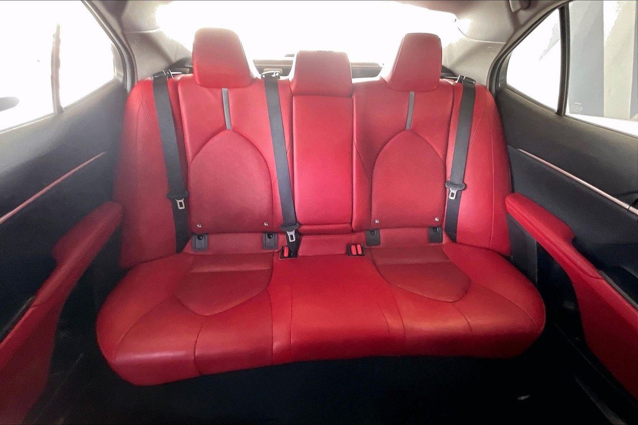 تويوتا كامري Sport | National Day Celebration | شامل الضمان | 0 ﺪﻔﻋﺓ ﺃﻮﻟﻯ