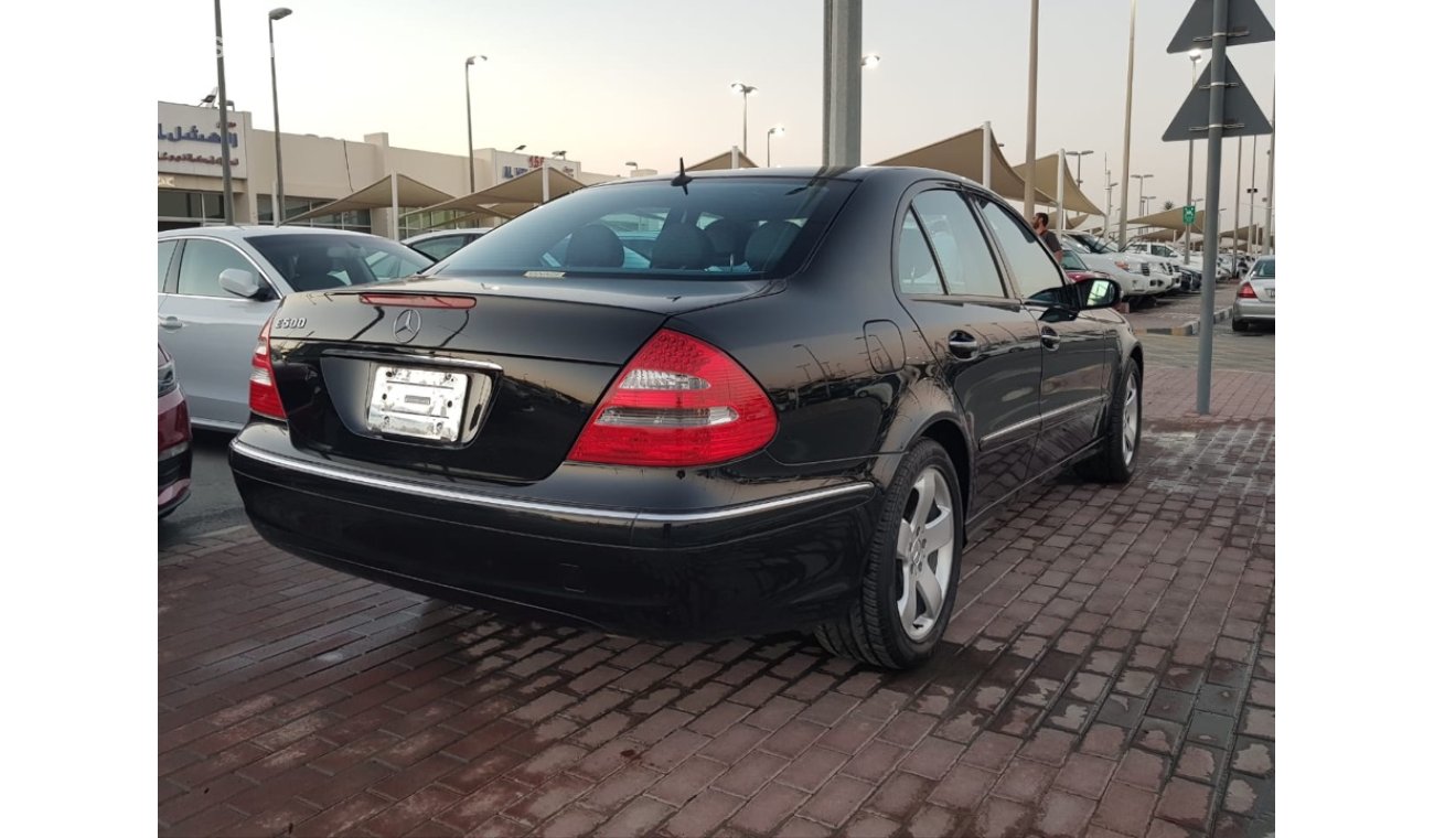 Mercedes-Benz E 500 Mercedes Benz E500 model 2005 japan car prefect condition full original paint low mileage