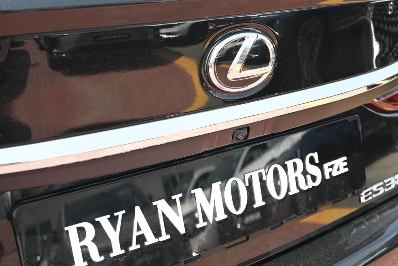 Lexus ES 300 Lexus ES300h 2.5L Hybrid, Sedan, FWD, 4 Doors, Radar, Cruise Control, Lane Assist, Front Electric &